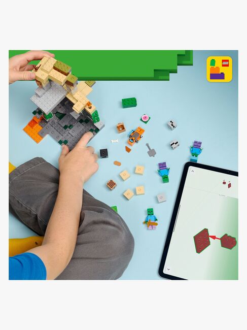 LEGO Minecraft 21587 Zombityrmä