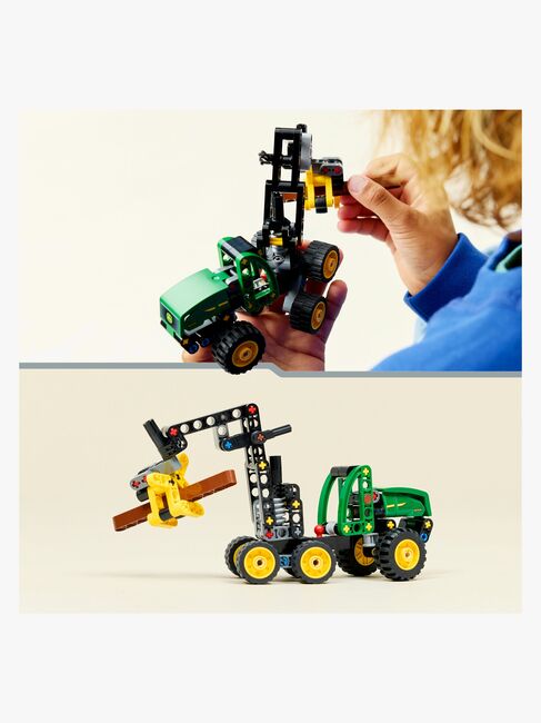 LEGO Technic 42218 Pyörillä varustettu John Deere 1470H ‑harvesteri