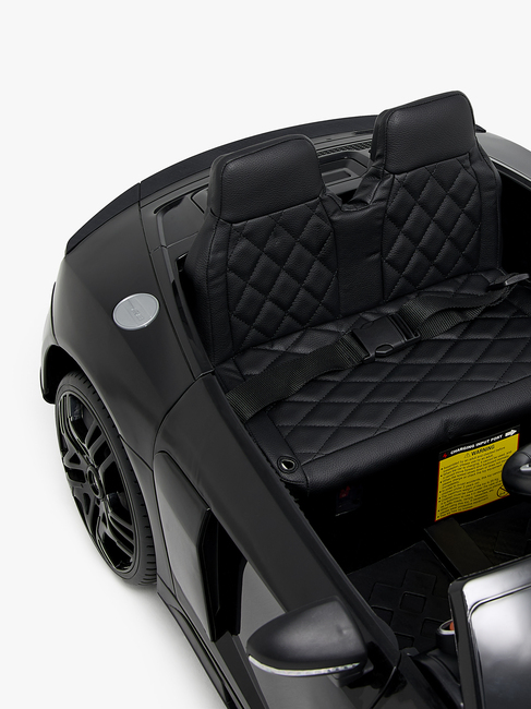 Audi R8 Spyder Sähköauto, Musta