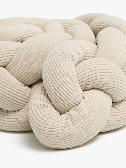 Alice & Fox Braid Reunapehmuste 210cm, Beige Manchester