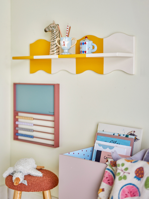 Bloomingville Bubbi Seinähylly, Keltainen