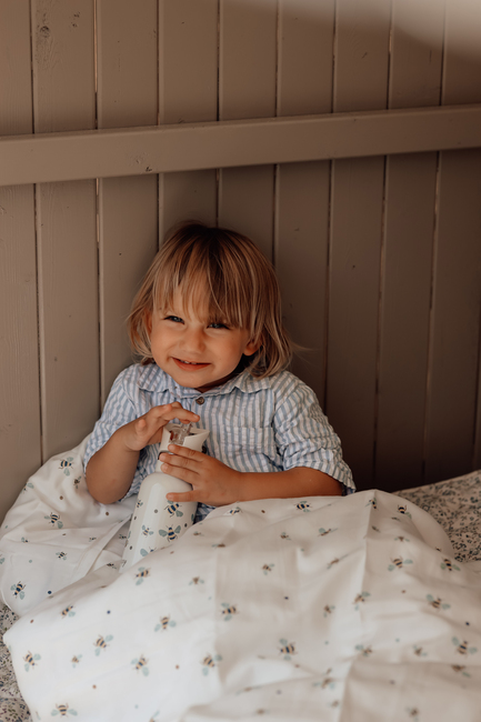 Vanilla Copenhagen Vauvan Pussilakanasetti 70x80, HoneyBee Happy