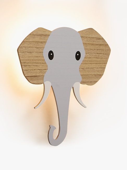 Cloudberry Castle DUMBO Seinävalaisin, Nature