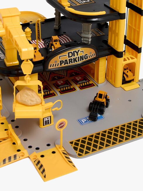 Alex's Garage Parkkitalo & Työmaa 84 Osaa