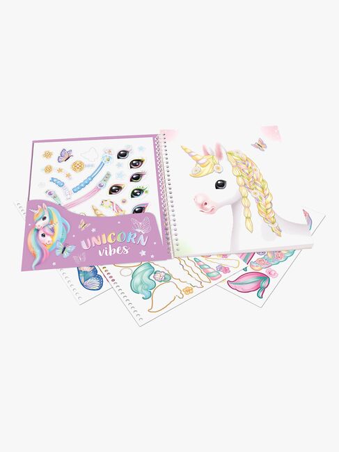 Ylvi & the Minimoomis Tarrakirja Create Your Special Unicorn