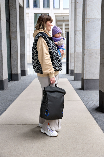 Lässig Outdoor Hoitolaukku Reppu + Roll-top-avaus, Black