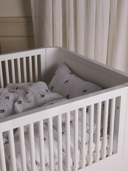 Alice & Fox ADORA Pussilakanasetti Pinnasänky 100x130, Valkoinen