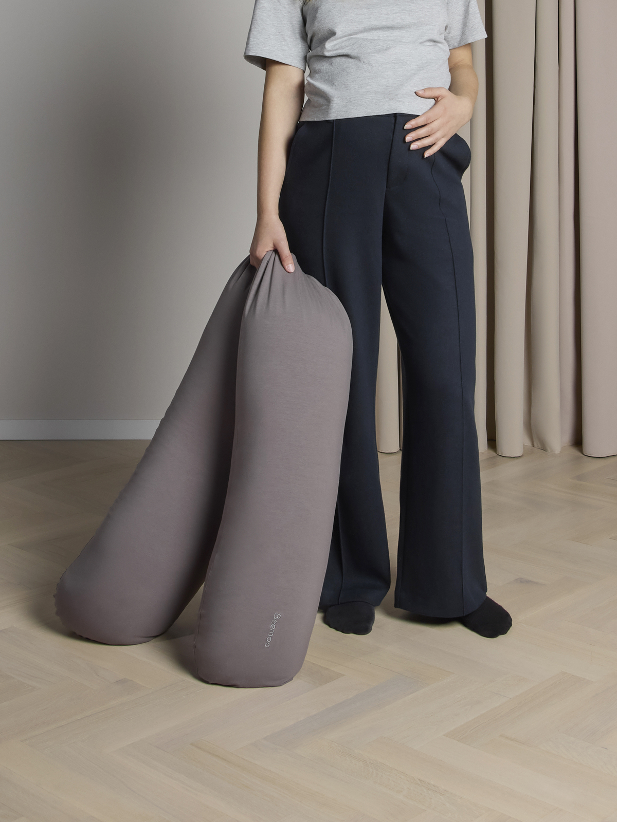 Beemoo CARE Snug Raskaustyyny, Gull Grey