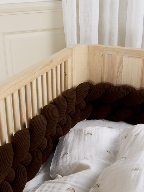 Alice & Fox Braid Reunapehmuste 210cm, Brown Manchester