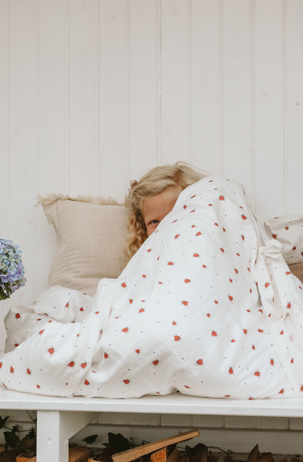 Vanilla Copenhagen Pussilakanasetti Junior 100x130, Lady Lovebug