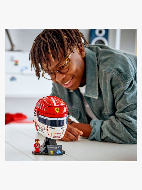 LEGO Editions Formula 1 43014 Scuderia Ferrari HP ‑kypärä – Charles Leclerc