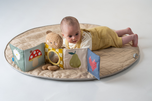 TAF Toys Karhu Puuhakirja