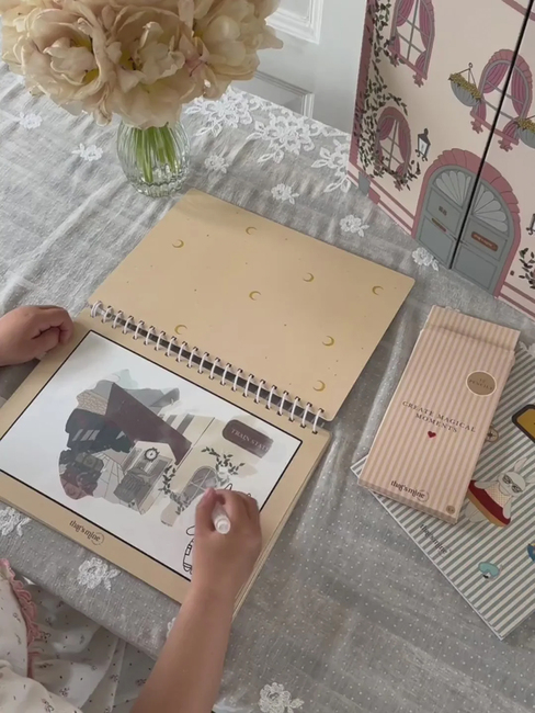 That's Mine Vesivärikirja Bon Voyage