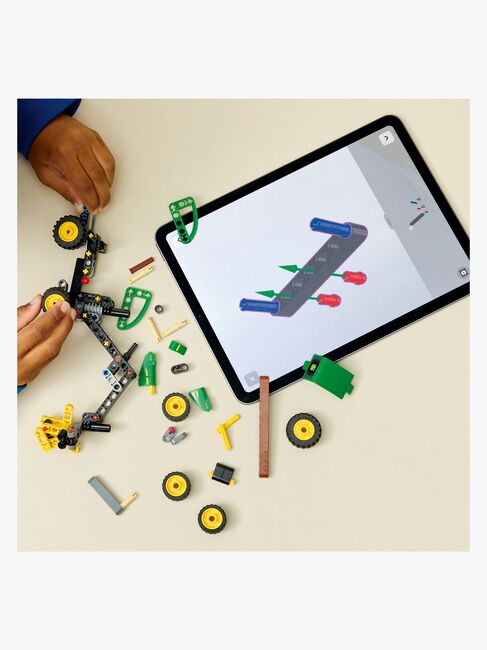 LEGO Technic 42218 Pyörillä varustettu John Deere 1470H ‑harvesteri