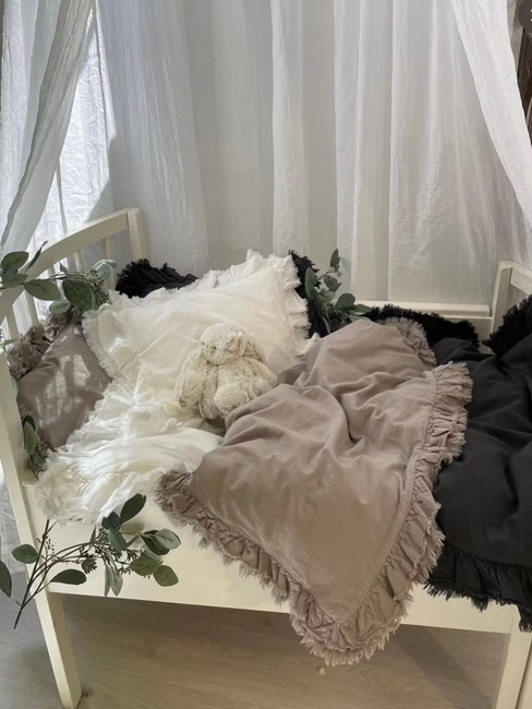 Mini Dreams Pussilakanasetti Vintage Röyhelökoriste Pinnasänky, Valkoinen