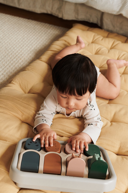 LIEWOOD Aviva Pop-up Aktivointilelu, Sandy multi mix