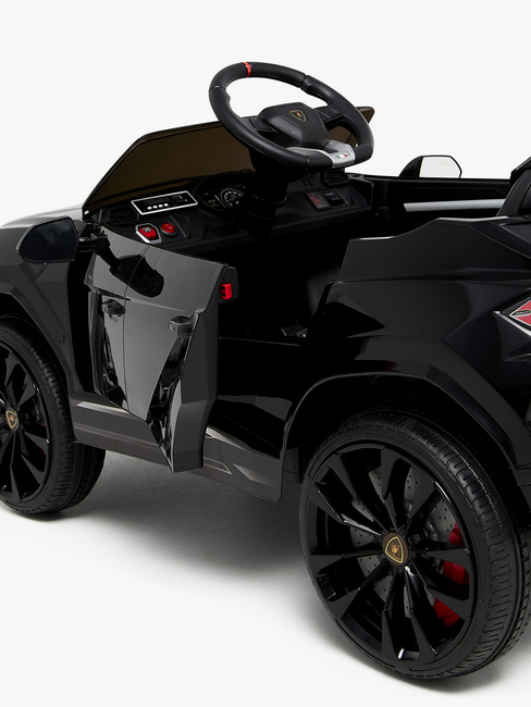 Lamborghini Urus Sähköauto, Musta