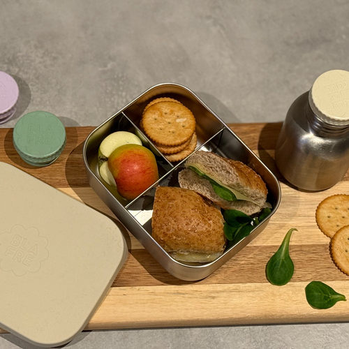 Blafre Eväsrasia Kolme Lokeroa, Beige