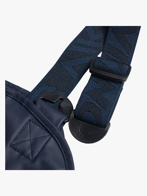 Viking Indie Sadeasu, Navy