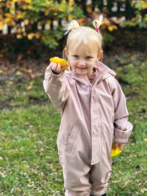 Small Foot Active Cornhole & Sling Puck Peli