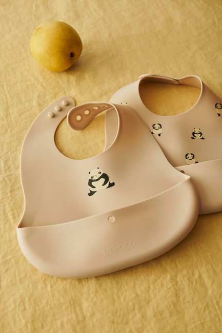 LIEWOOD Ember Kuvioitu Ruokalappu 2-pack, Panda/Sandy