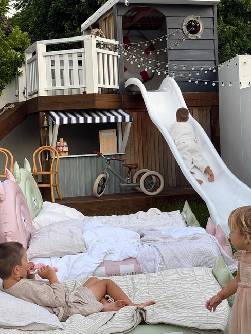 SUNNYLiFE  Puhallettava Lastensänky, Monster Sage