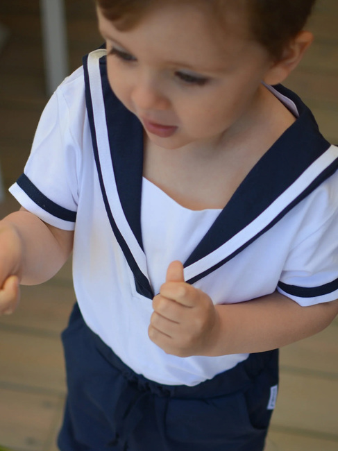 Geggamoja Purjehtijan Asu, Valkoinen